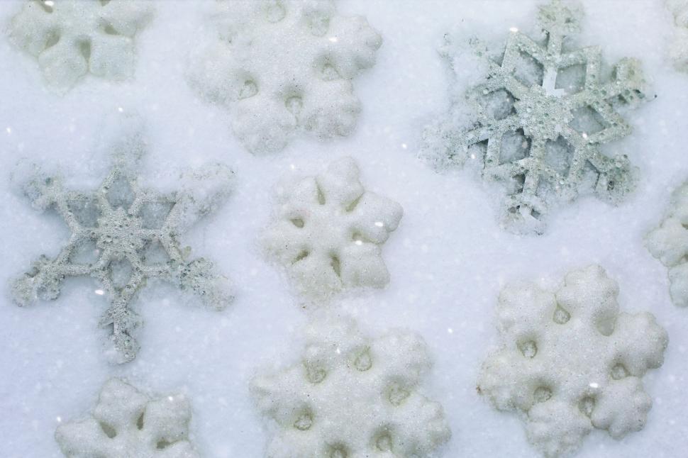 Free Image of Xmas Snowflakes  