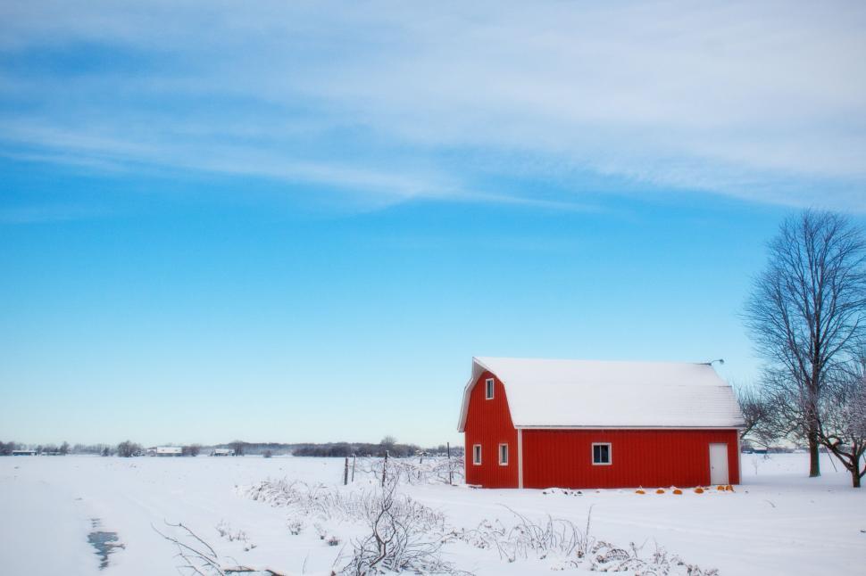 Free Image of Red Barn - Winter  