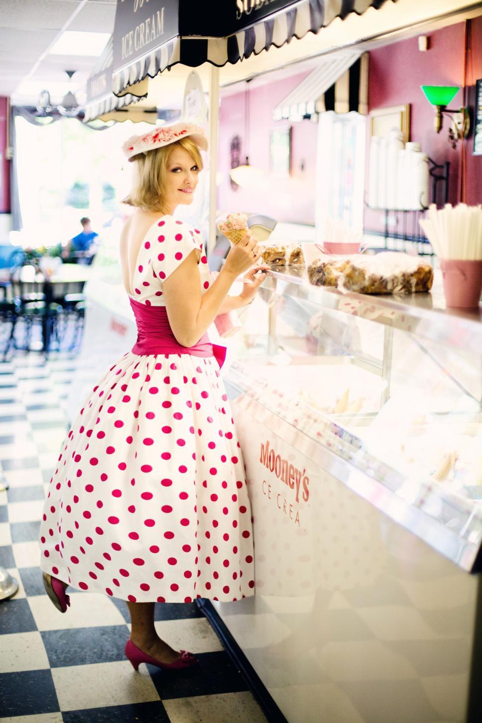Free Image of Blonde Woman at Ice cream parlour 