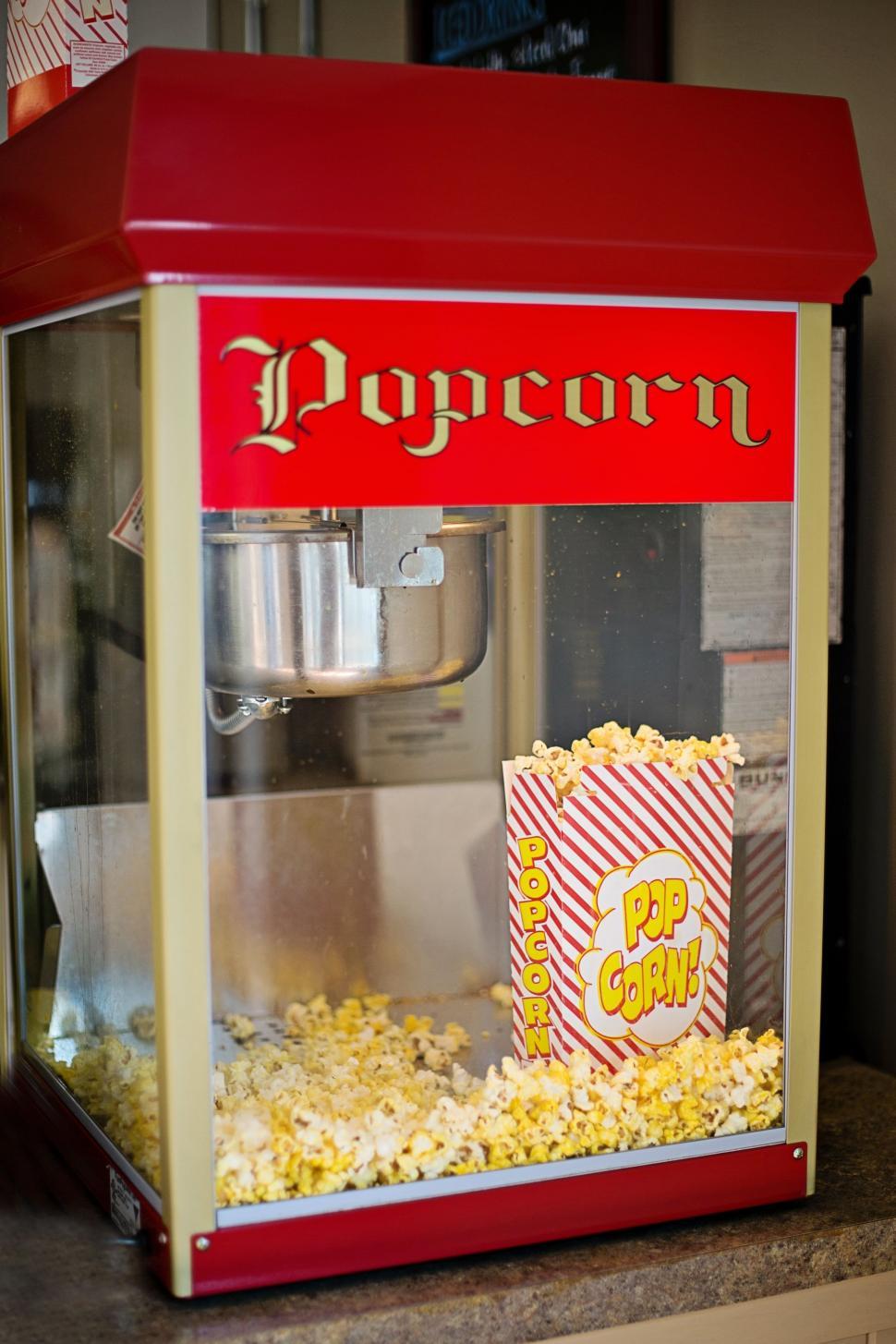 Free Image of Popcorn machine 