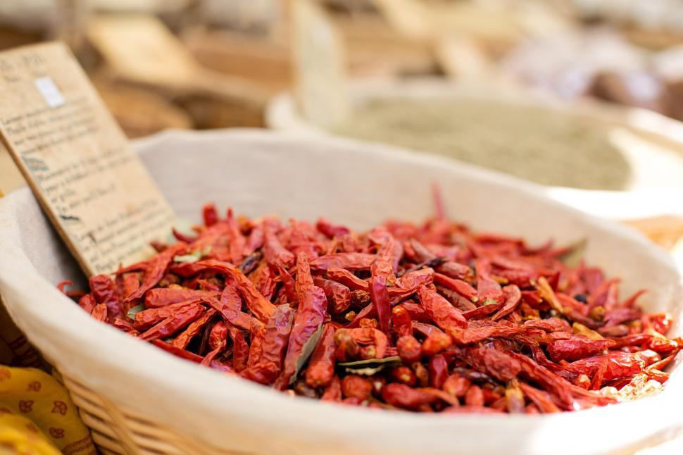 Free Image of Dried red peppers 