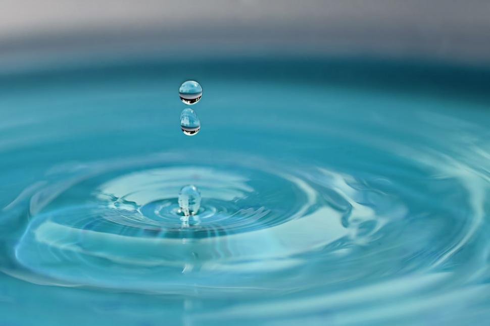 Free Image of Aqua water drop 