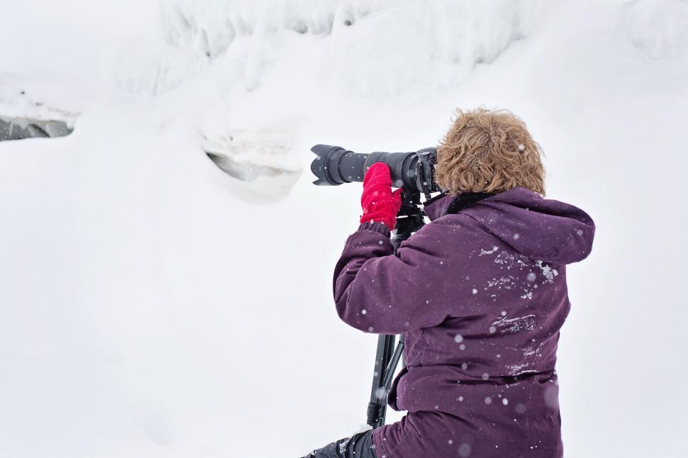 Free Image of Photographer and Snow 