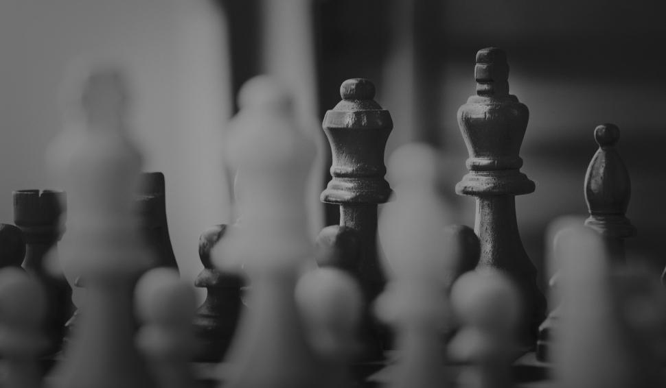 Free Image of Chess pieces with blurred foreground 