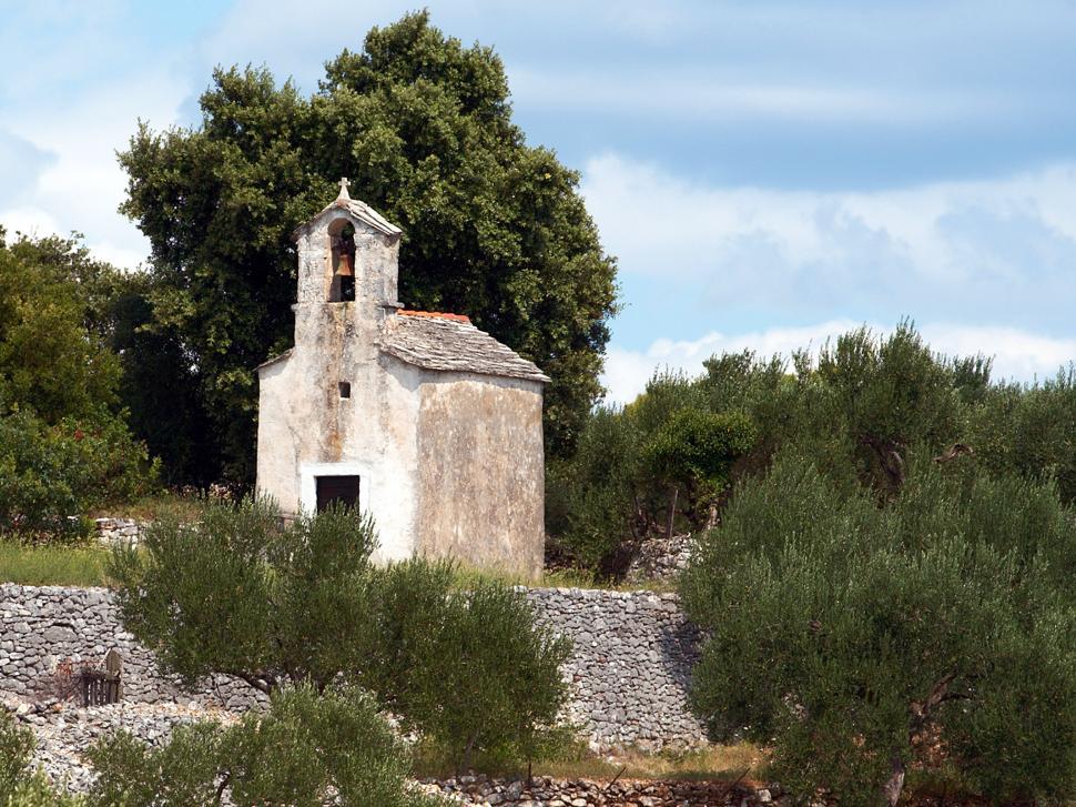 Free Image of Small church 