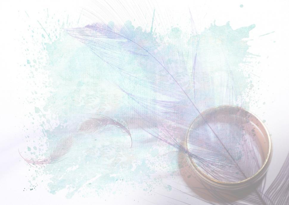 Free Image of Purple Feather and Ring 