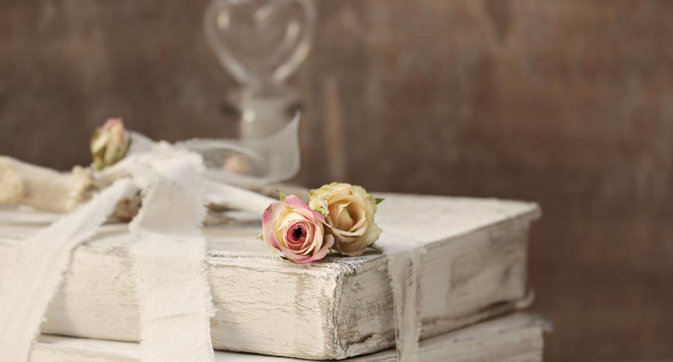 Free Image of Old Books and Roses 