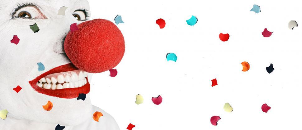 Free Image of Clown and Confetti  