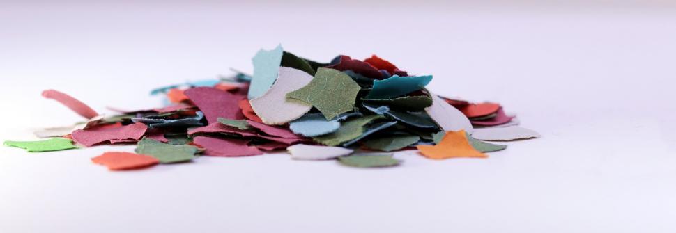 Free Image of Colorful confetti  