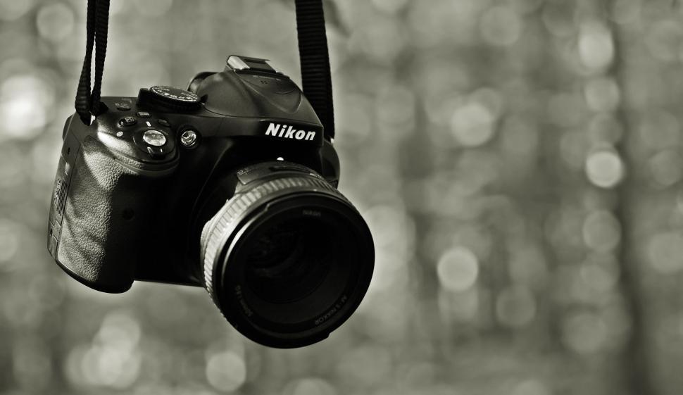 Free Image of Nikon Camera 