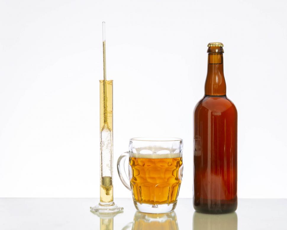 Free Image of Hydrometer reading for beer 