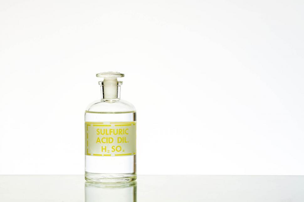 Free Image of Sufuric acid bottle 