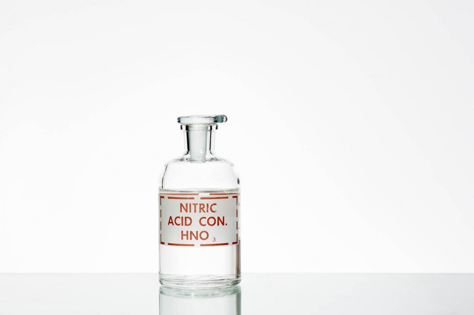 Free Image of Nitric acid 