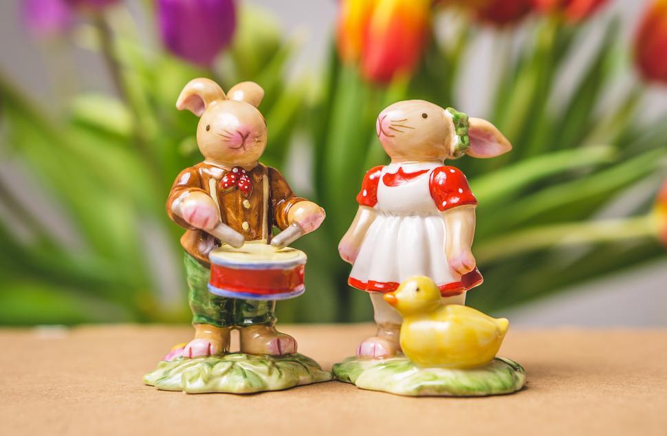 Free Image of Close up of ceramic Easter bunny rabbit figurines 
