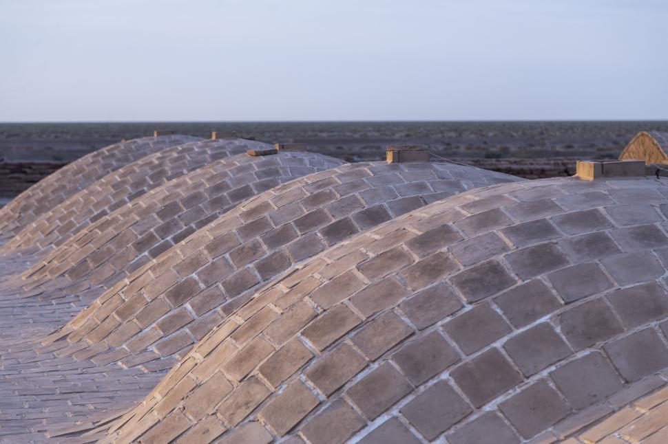 Free Image of Deir-e Gachin Caravansarai - roof pattern 