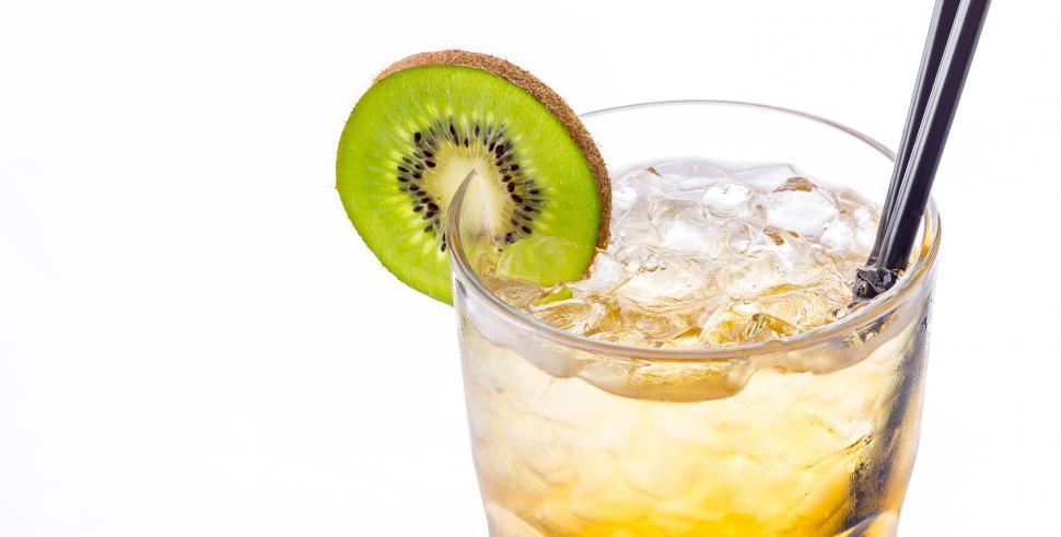 Free Image of Close up of a glass of cocktail with Kiwi fruit 