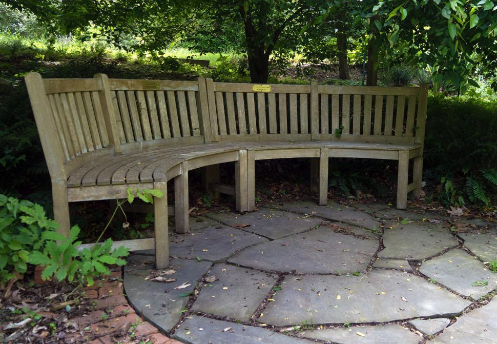 Free Image of Circular Wooden Bench 