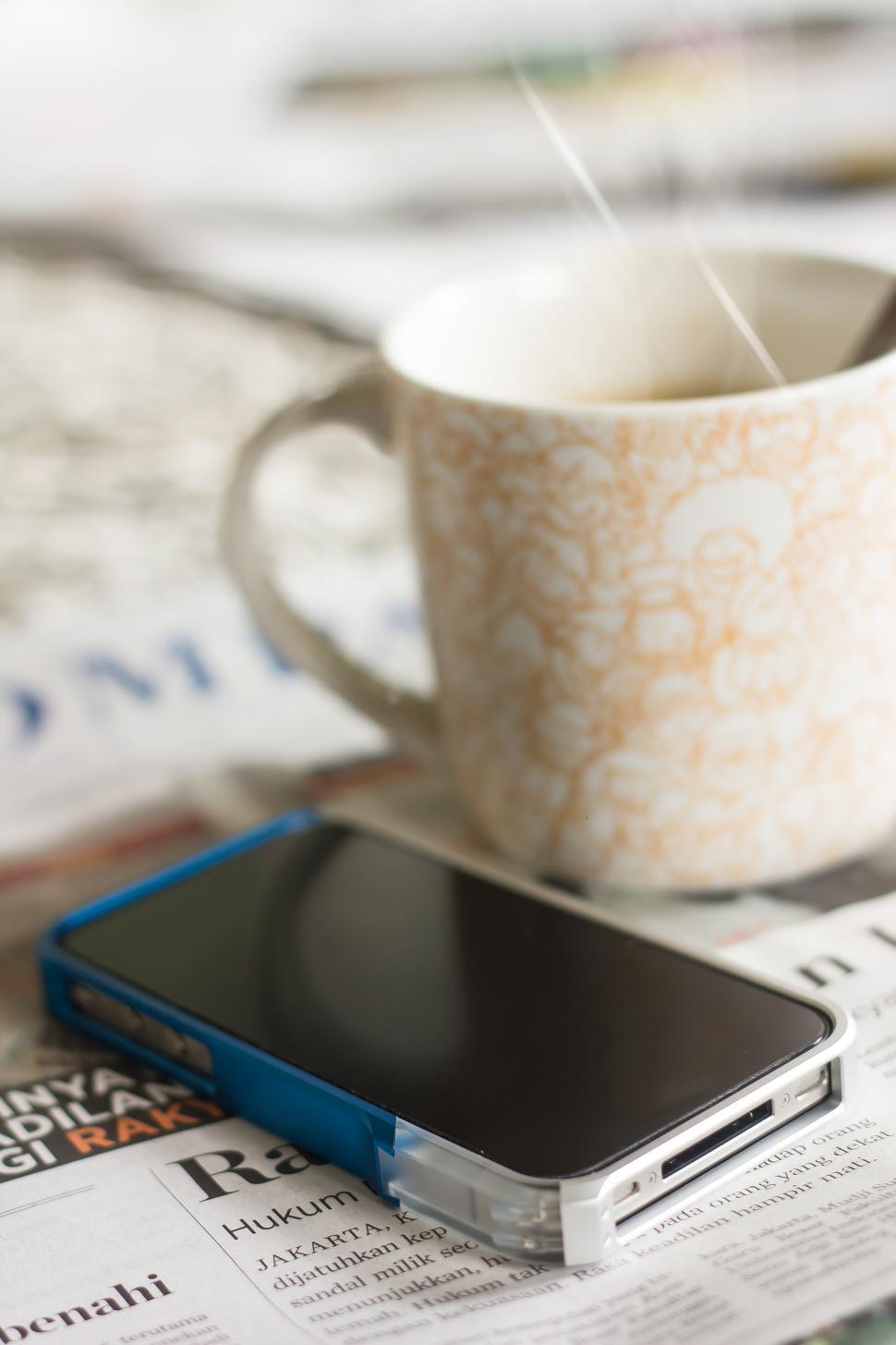 Free Image of Morning Coffee coffe and phone 