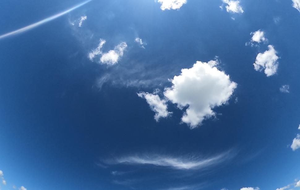 Free Image of Clouds in the sky  
