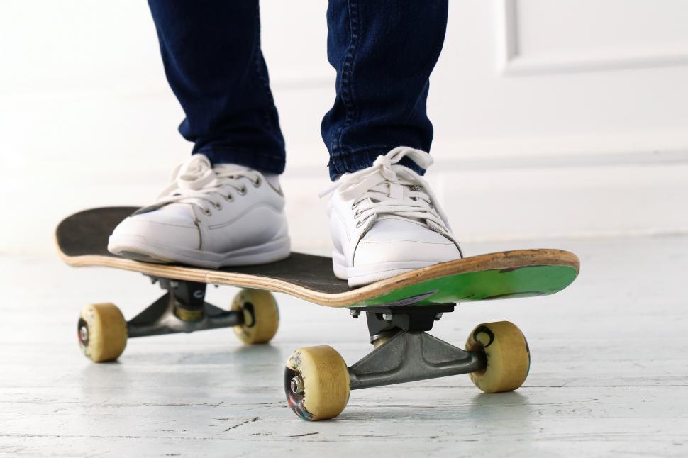 Free Image of Sneakers on the skateboard 