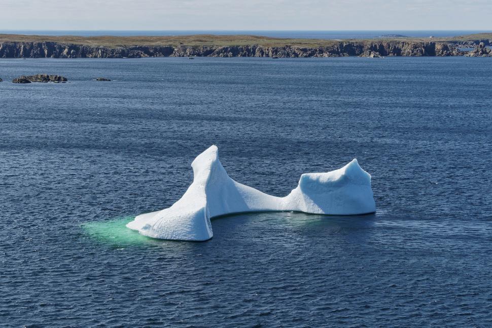 Free Image of Coastal iceberg 