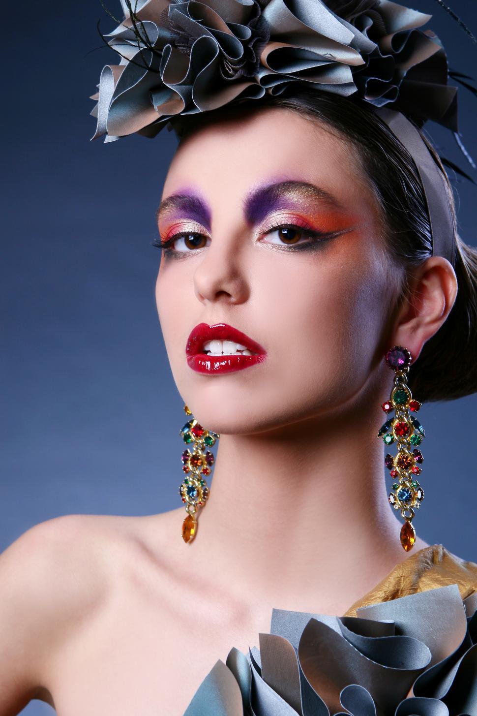 Free Image of Fashionable young woman in stylish makeup 