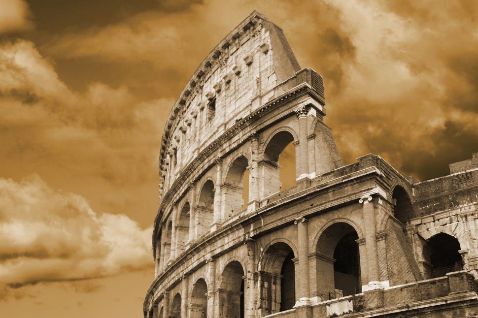 Free Image of Colosseum. Beautiful ancient construction in Rome, Italy 