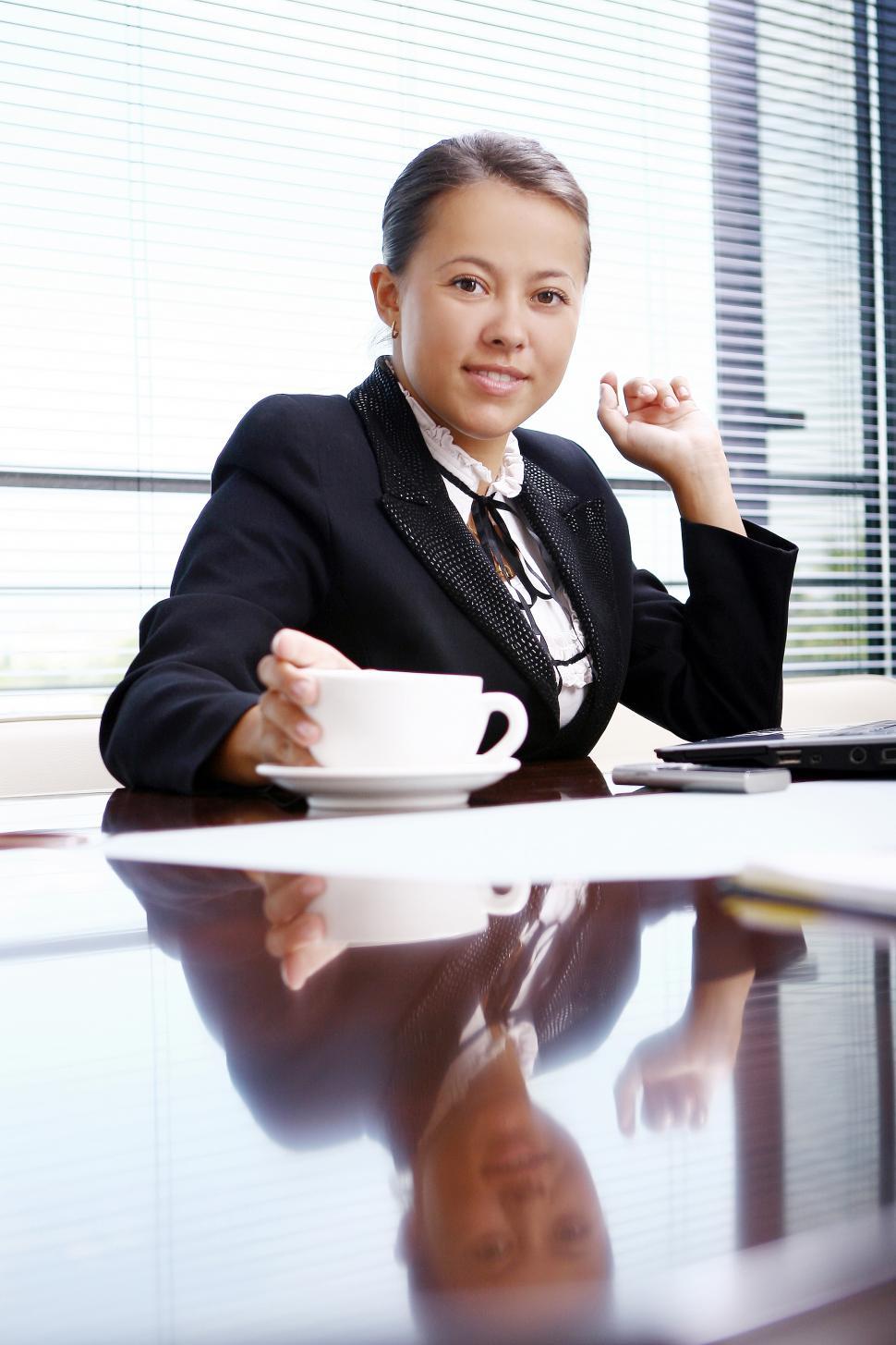 Free Image of happy business woman in the office 
