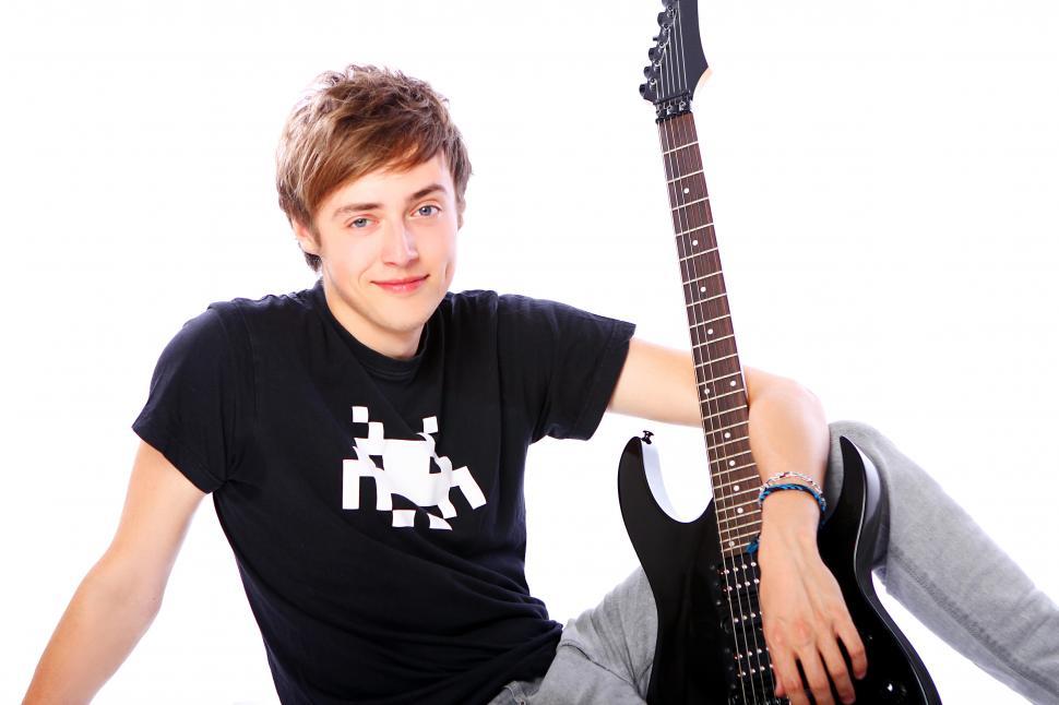 Free Image of Young teenager with guitar 