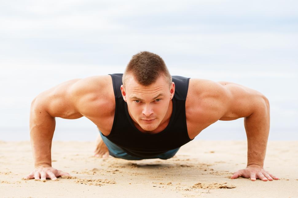 Free Image of Fitness on the beach - pushups 