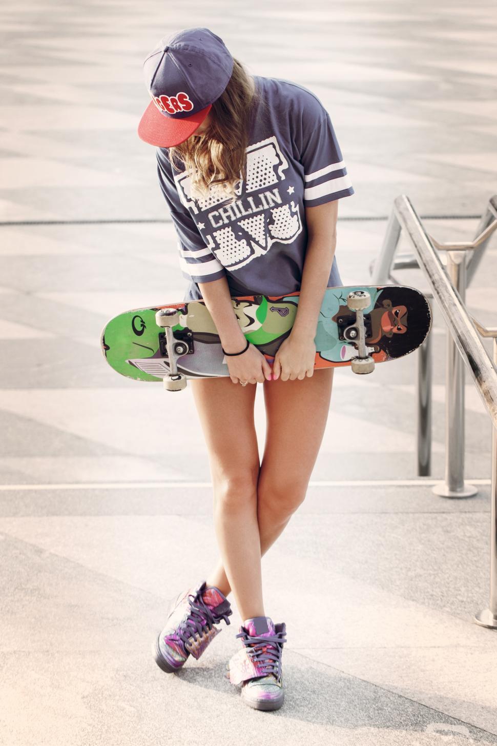 Free Image of Skater girl at the skatepark 