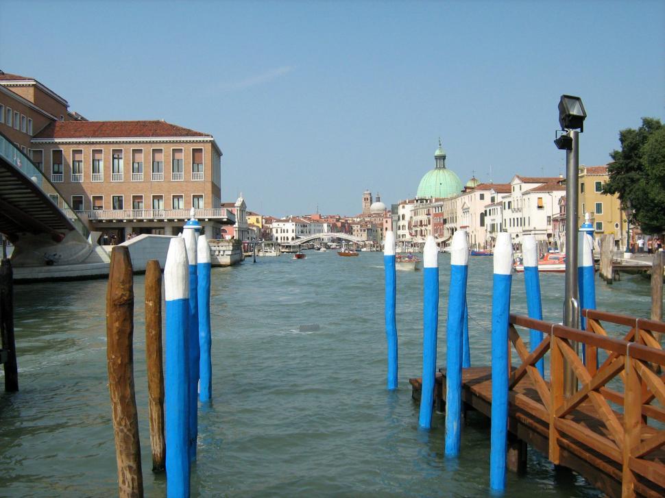 Free Image of waterway in Venice 