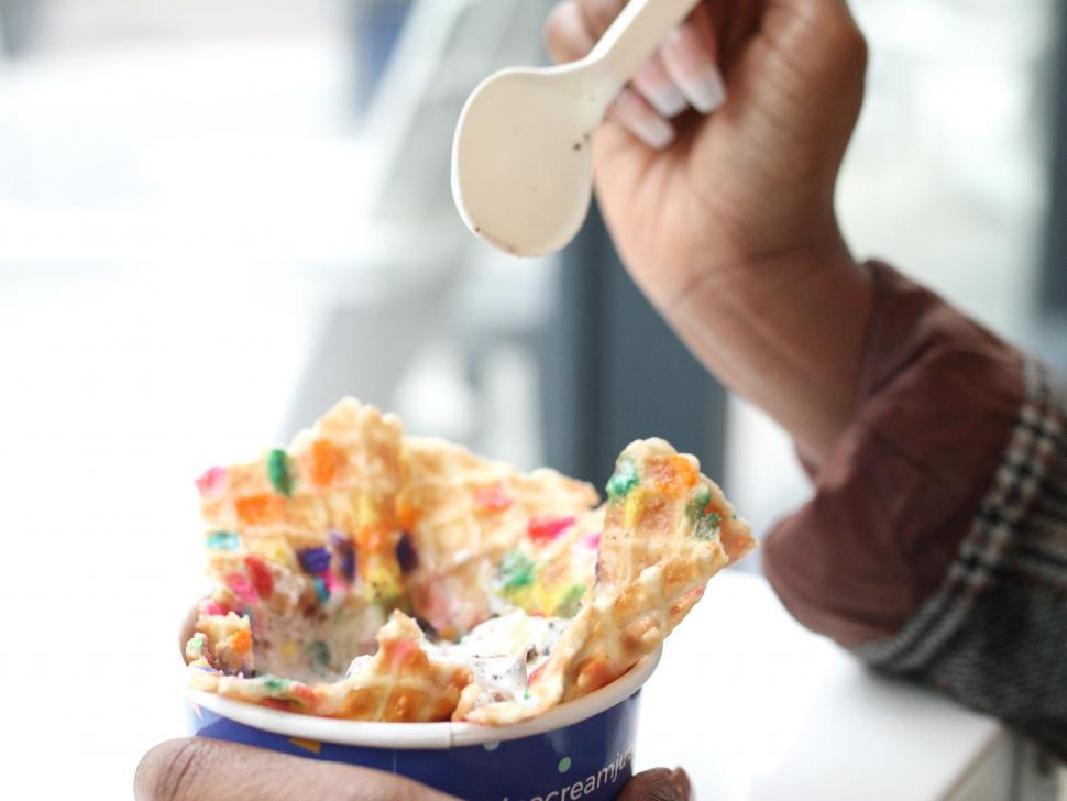 Free Image of Waffle cup ice cream bowl 