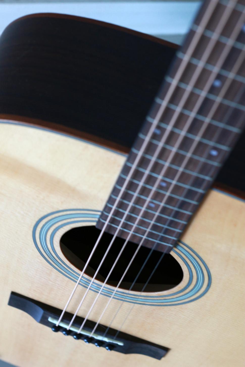 Free Image of Guitar strings close up  