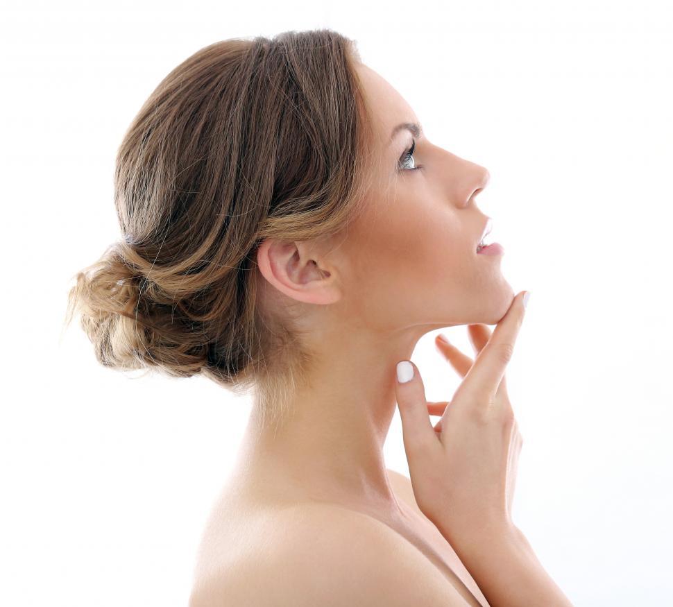 Free Image of Profile view of woman looking up 