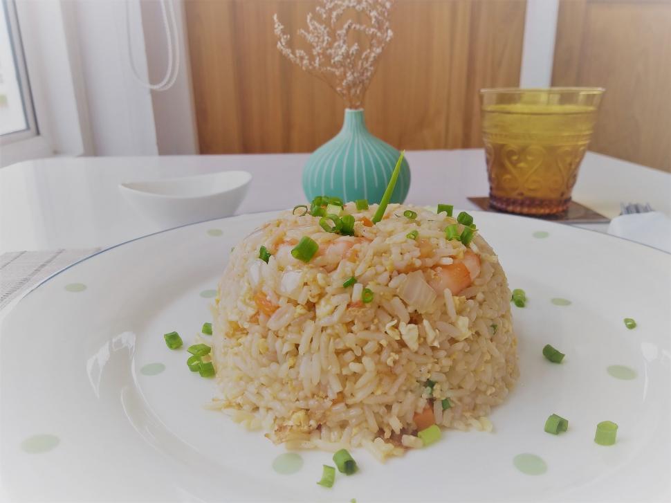 Free Image of Meal of fried rice with shrimp  