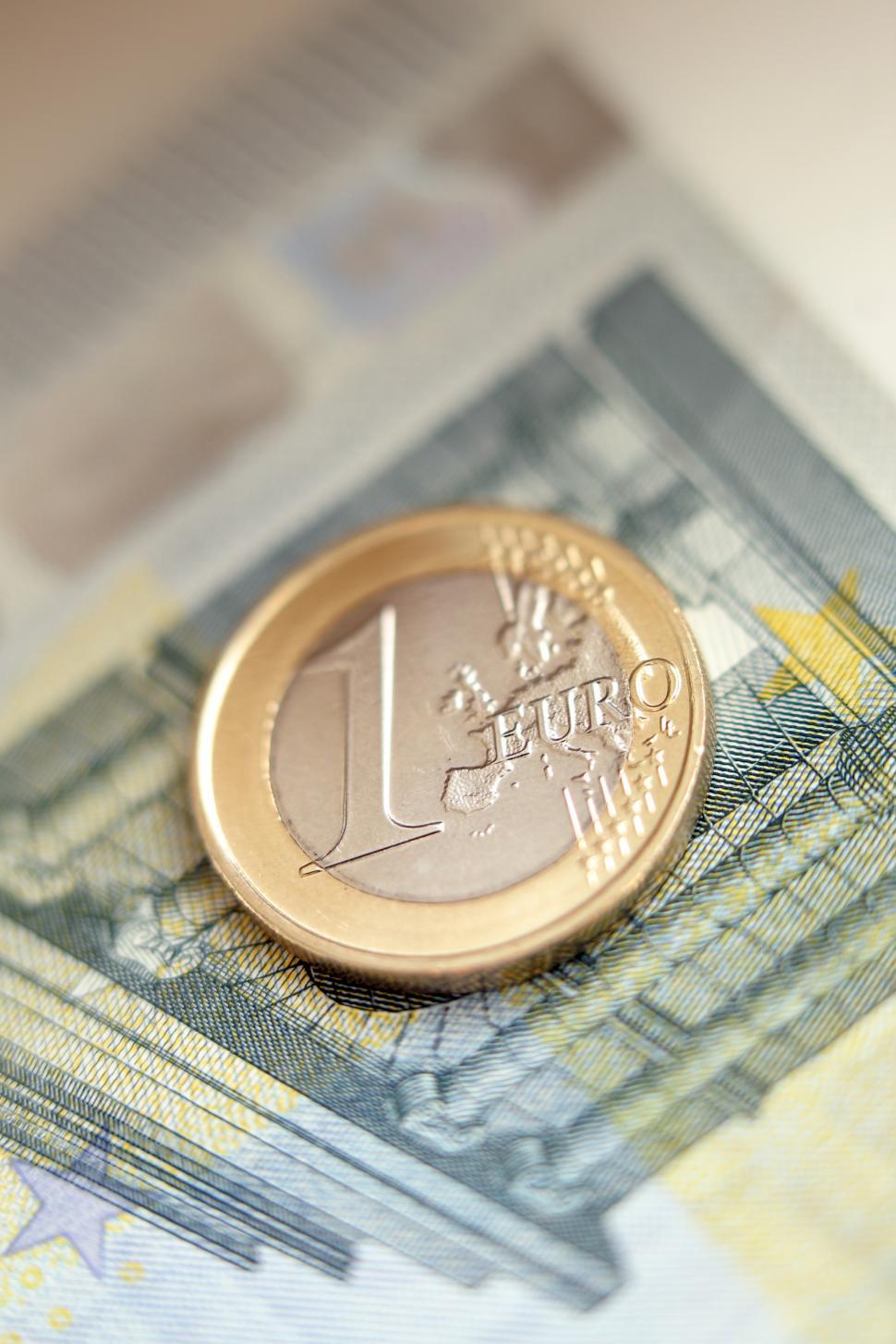 Free Image of Money, finances. Euro coin 