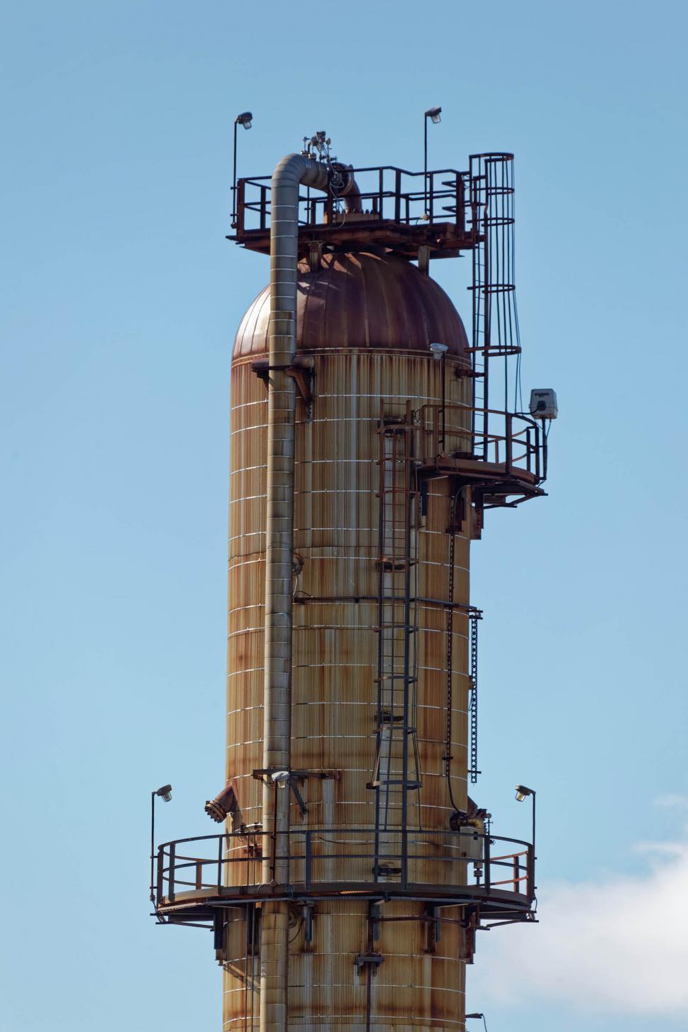 Free Image of Industrial tower 