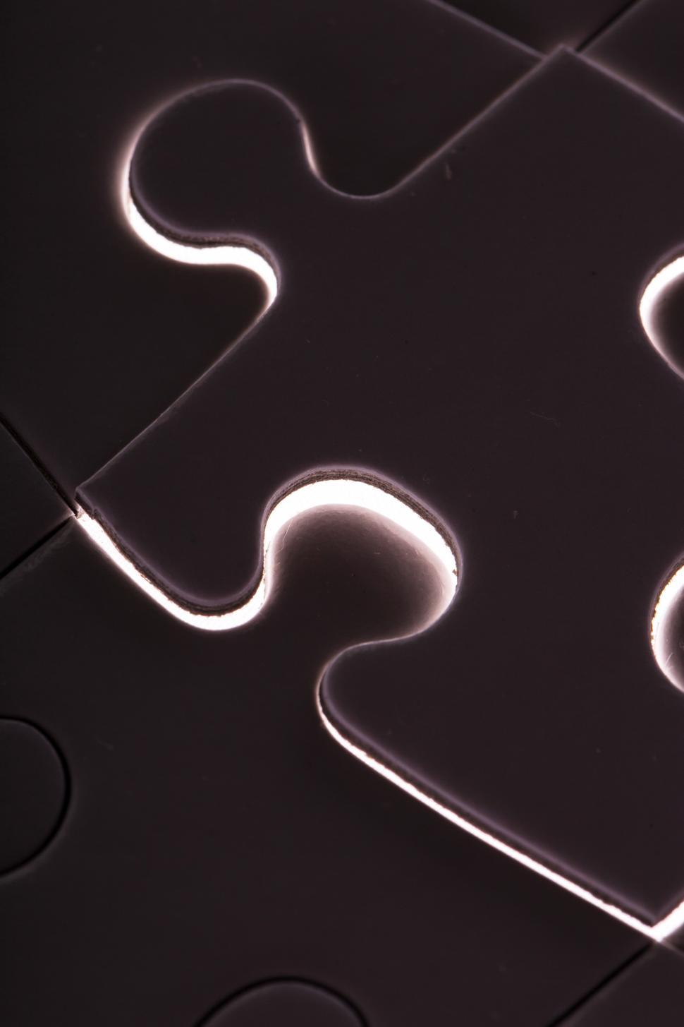 Free Image of Light around the puzzle piece 
