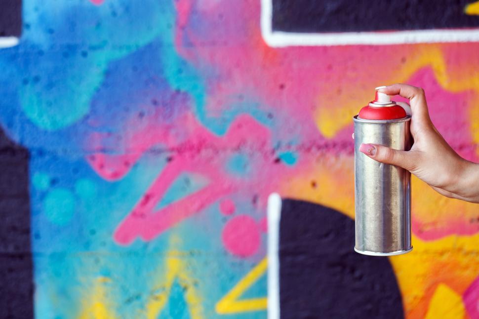 Free Image of Girl with spray can 