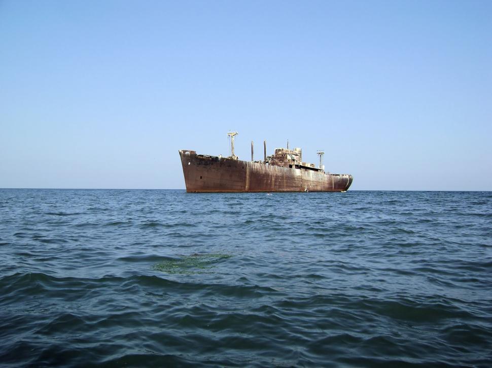Free Image of Ship Wreck 