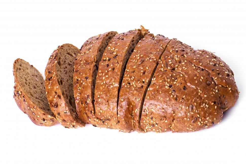 Free Image of Delicious sliced loaf of bread 