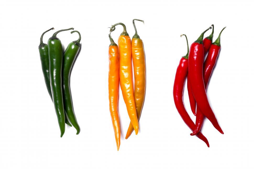 Free Image of Three groups of three colors of chili pepper 