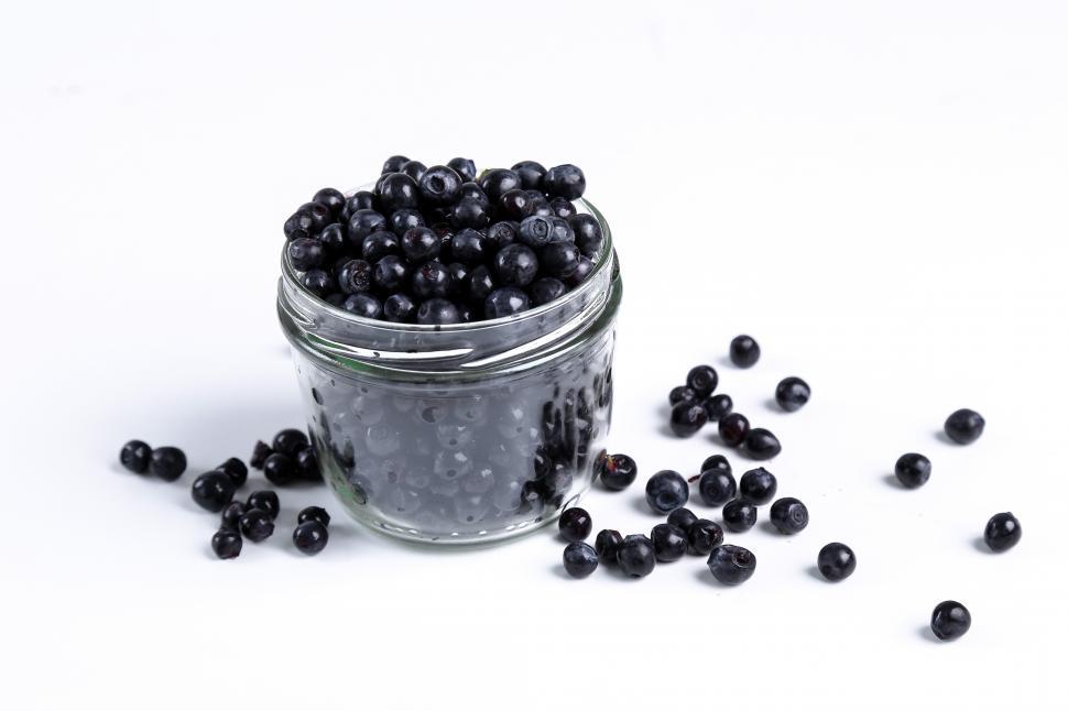 Free Image of Jar of fresh ripe blueberries 