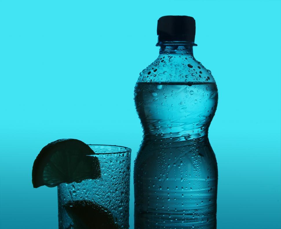 Free Image of Silhouette of bottle and glass 