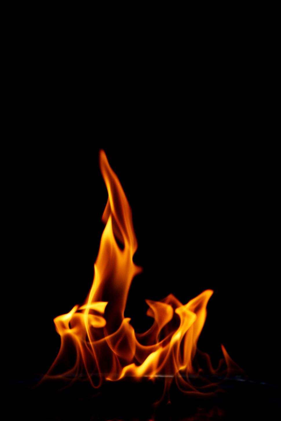 Free Image of Glowing flame burning 