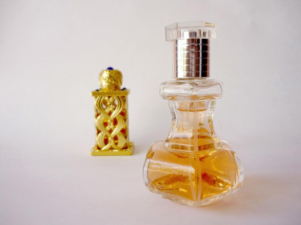 Free Image of Arabic Perfumes 