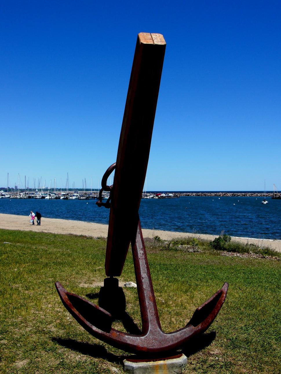 Free Image of Anchor on the Beach 