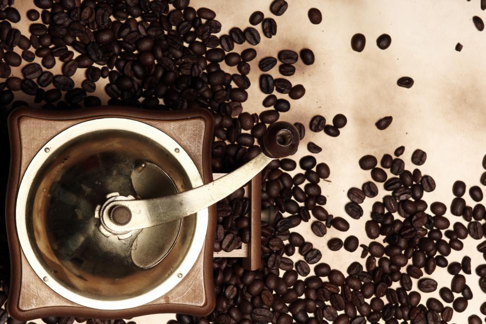 Free Image of Hand cranked coffee grinder from above 