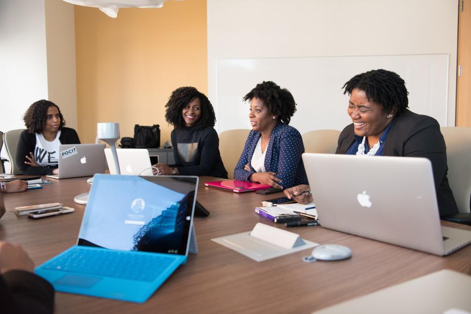 Free Image of Businesswomen working together in meeting room 